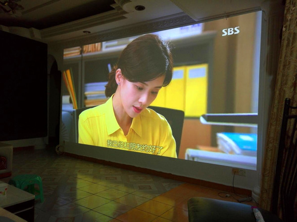 投影实拍图.jpg